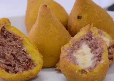 coxinha de abóbora e carne seca maquina de salgados e doces bralyx